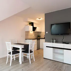 https://apartamenty-everysky-przemyslowa-18-karpacz.karpacz-hotel.com