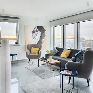 https://capital-apartments-towarowa.poznan-hotels.com