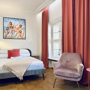 Mint Luxury At The Main Square Cracovia